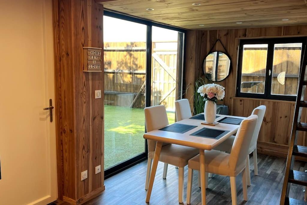 Chalet Et Jaccuzy Sur La Plage Biscarrosse Exteriér fotografie